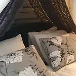 Couette-café Miilia Maalaismajoitus Ja *