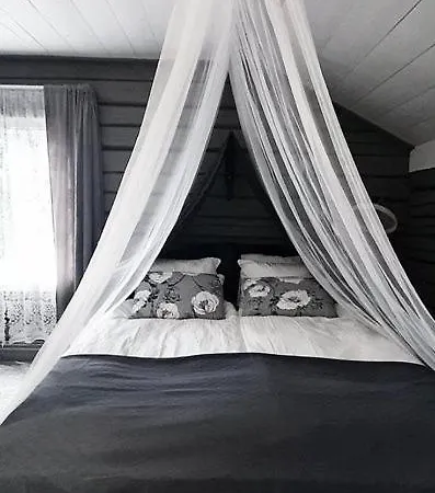 Miilia Maalaismajoitus Ja Couette-café *