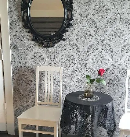 Miilia Maalaismajoitus Ja Karijoki