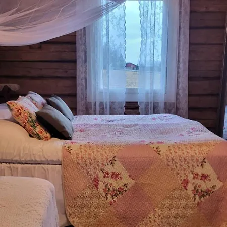 Miilia Maalaismajoitus Ja