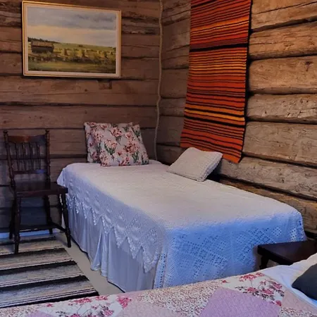 Miilia Maalaismajoitus Ja Couette-café Karijoki