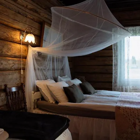 Miilia Maalaismajoitus Ja Couette-café Karijoki