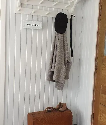 Miilia Maalaismajoitus Ja Bed & Breakfast Karijoki